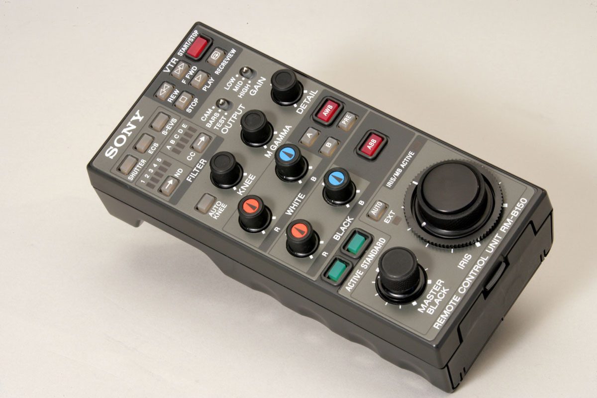 Sony HDW-700 HD Camcorder Sony HDW-700 HD Camcorder